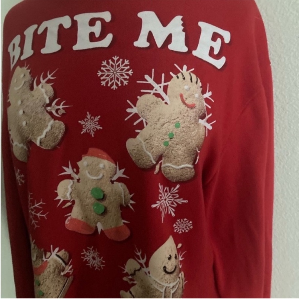 Men’s Fifth Sun “Bite Me” sweatshirt - Picture 3 of 5